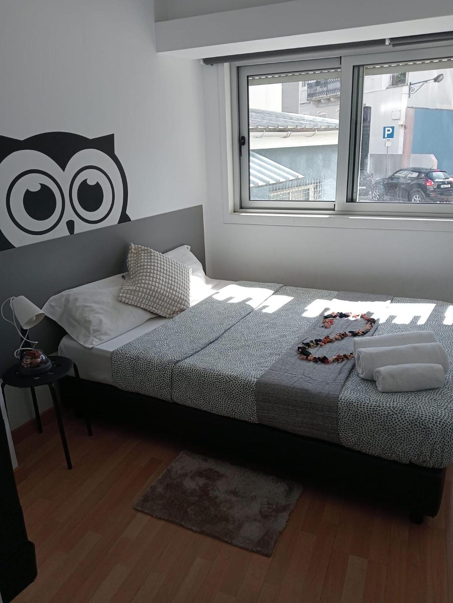 Corujinha Hostel Lissabon Buitenkant foto
