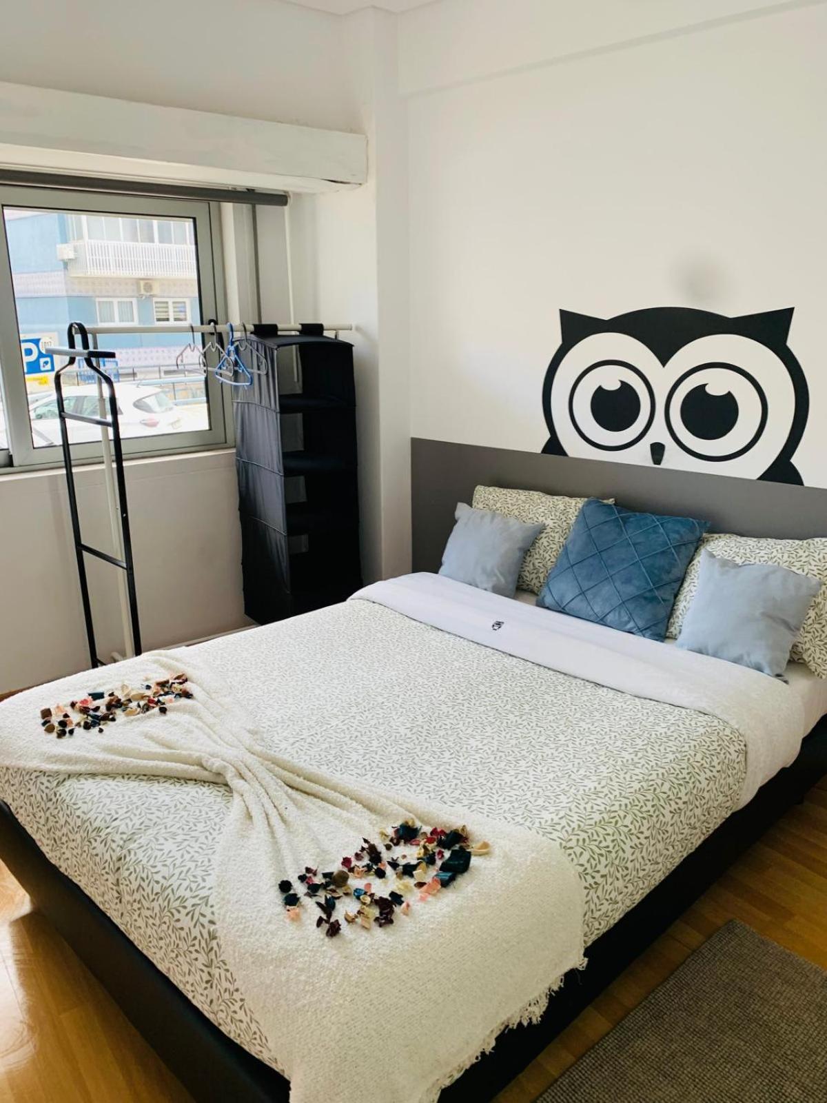 Corujinha Hostel Lissabon Buitenkant foto