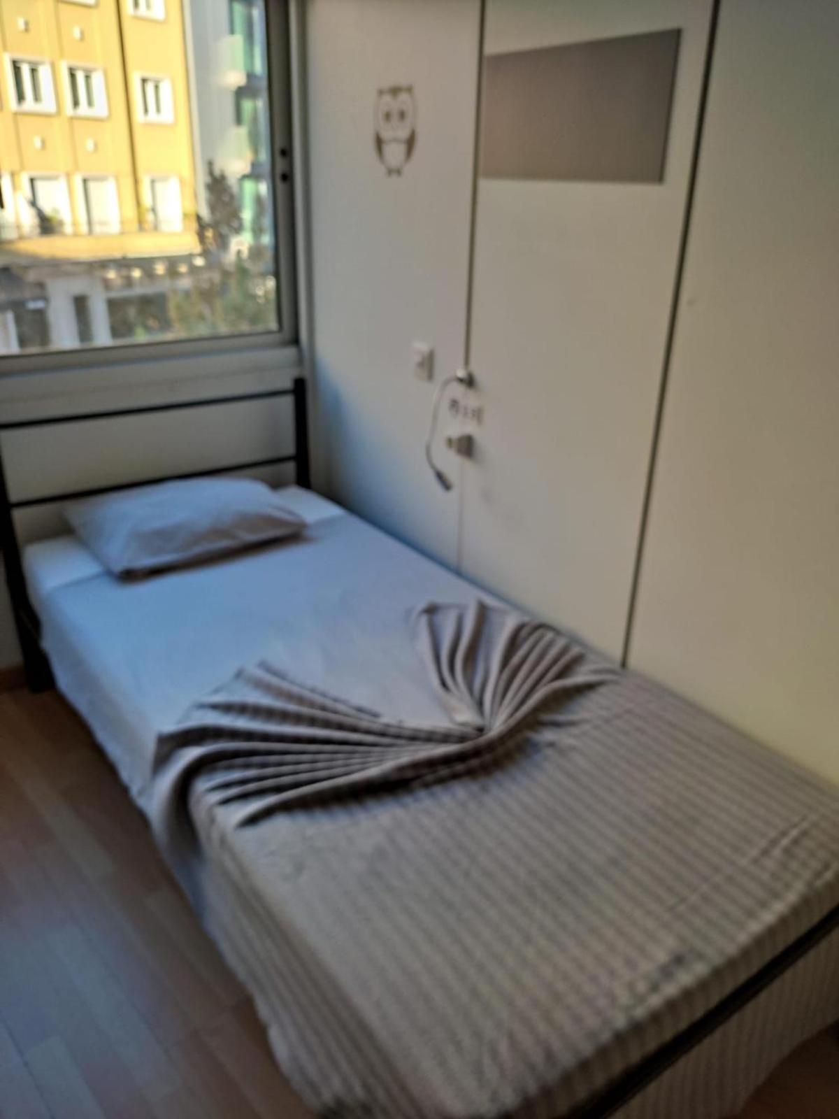 Corujinha Hostel Lissabon Buitenkant foto