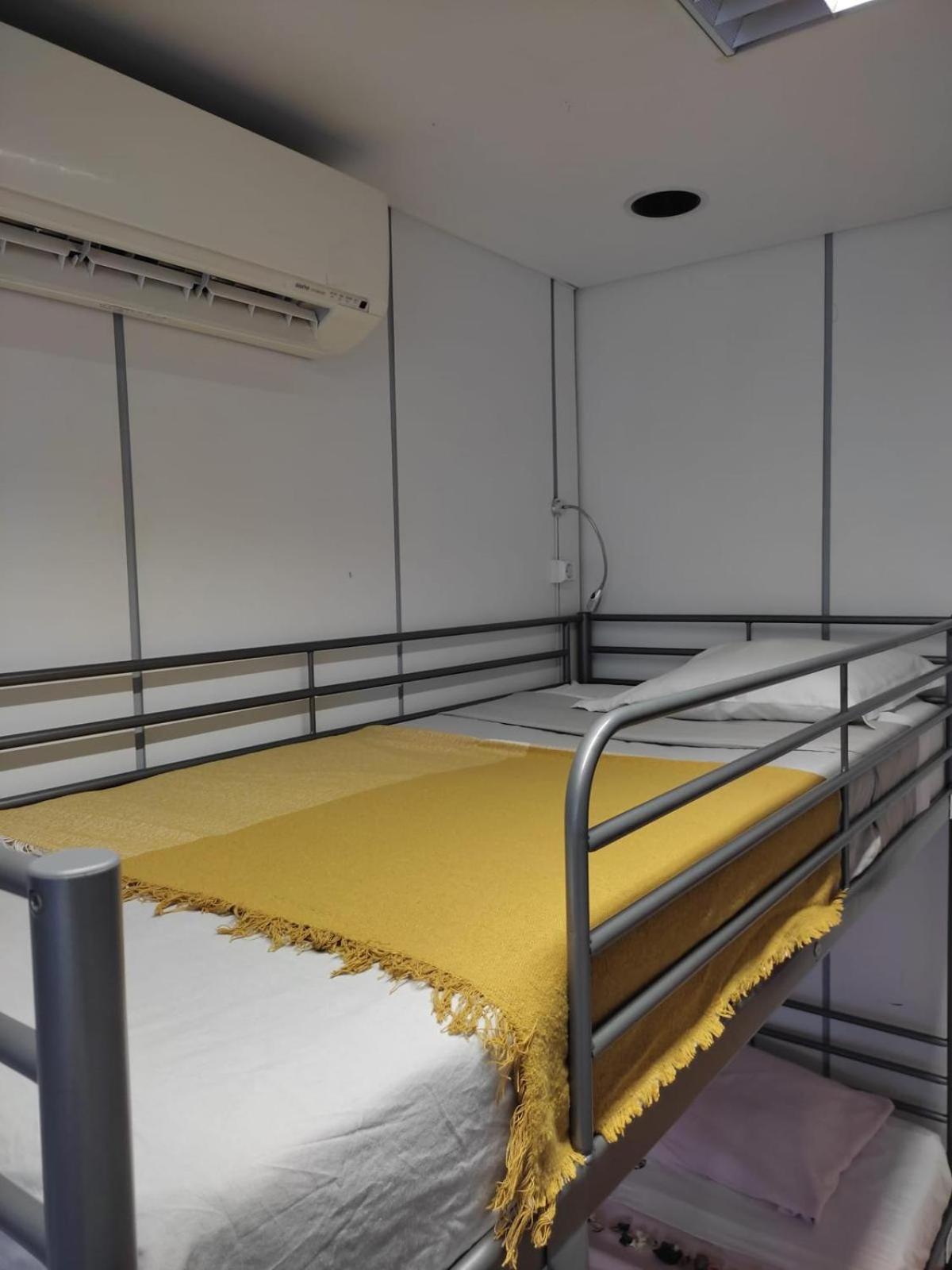 Corujinha Hostel Lissabon Buitenkant foto